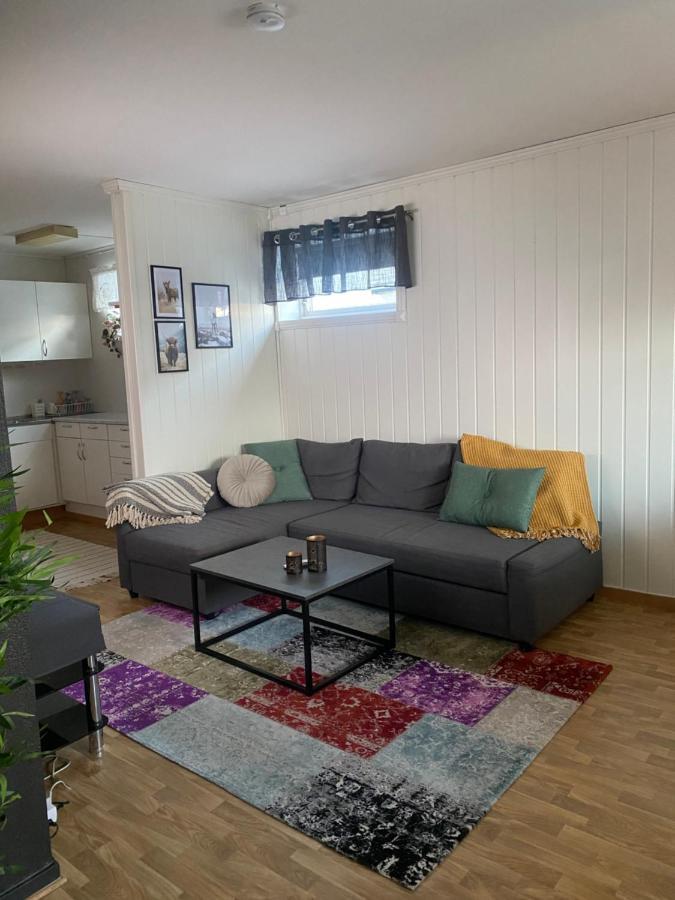 Apartment, 4Km Fra Tromsosentrum. Flyplass 1.71Km. Eksteriør billede